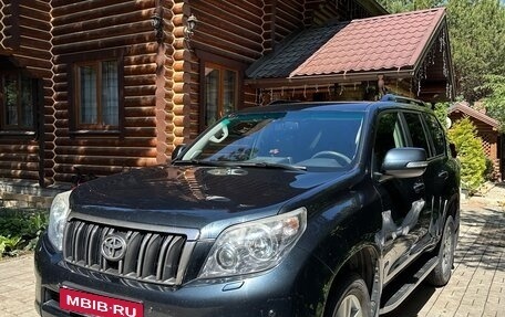 Toyota Land Cruiser Prado 150 рестайлинг 2, 2011 год, 2 100 000 рублей, 3 фотография