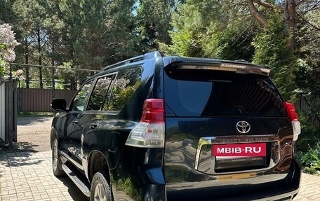 Toyota Land Cruiser Prado 150 рестайлинг 2, 2011 год, 2 100 000 рублей, 4 фотография
