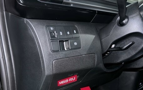 Hyundai Staria, 2022 год, 5 250 000 рублей, 27 фотография