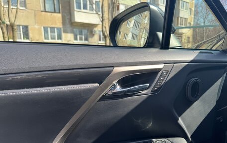 Lexus RX IV рестайлинг, 2022 год, 7 100 000 рублей, 9 фотография