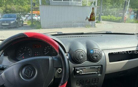 Renault Logan I, 2014 год, 175 000 рублей, 2 фотография
