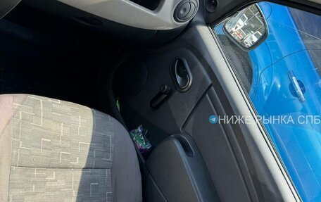 Renault Logan I, 2014 год, 175 000 рублей, 5 фотография