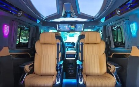 Ford Tourneo Custom I рестайлинг, 2024 год, 4 760 000 рублей, 19 фотография