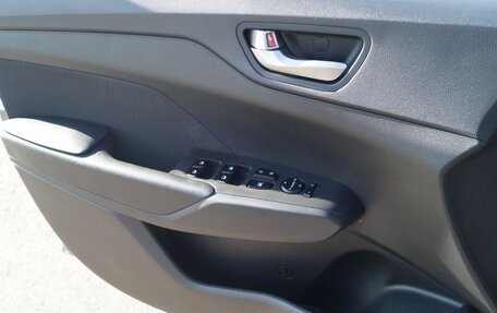 Hyundai Solaris II рестайлинг, 2019 год, 1 240 000 рублей, 26 фотография