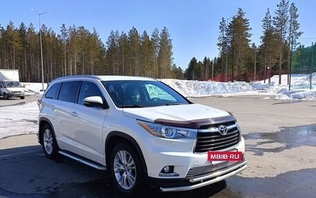 Toyota Highlander III, 2014 год, 3 199 000 рублей, 5 фотография