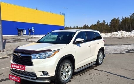 Toyota Highlander III, 2014 год, 3 199 000 рублей, 4 фотография