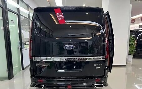 Ford Tourneo Custom I рестайлинг, 2024 год, 5 760 000 рублей, 5 фотография