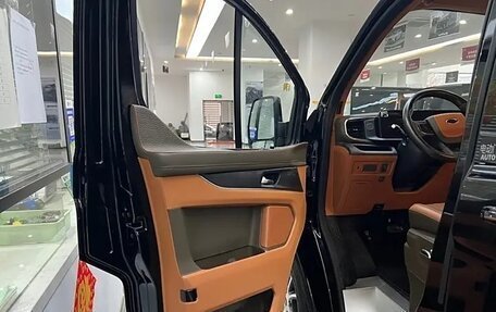 Ford Tourneo Custom I рестайлинг, 2024 год, 5 760 000 рублей, 9 фотография