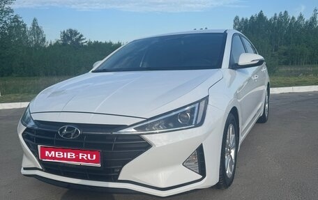 Hyundai Avante, 2018 год, 1 450 000 рублей, 1 фотография