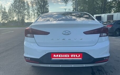 Hyundai Avante, 2018 год, 1 450 000 рублей, 3 фотография
