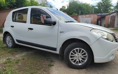 Renault Sandero I, 2013 год, 750 000 рублей, 1 фотография