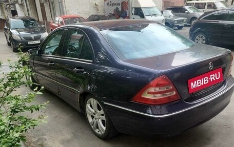 Mercedes-Benz C-Класс, 2000 год, 450 000 рублей, 2 фотография