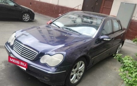 Mercedes-Benz C-Класс, 2000 год, 450 000 рублей, 4 фотография