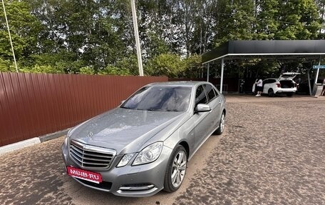 Mercedes-Benz E-Класс, 2010 год, 1 550 000 рублей, 2 фотография