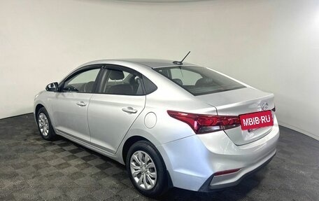 Hyundai Solaris II рестайлинг, 2017 год, 1 110 000 рублей, 7 фотография