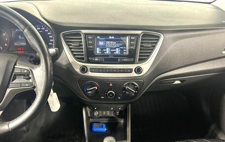 Hyundai Solaris II рестайлинг, 2017 год, 1 110 000 рублей, 13 фотография