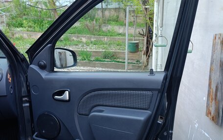Renault Logan I, 2009 год, 385 000 рублей, 10 фотография