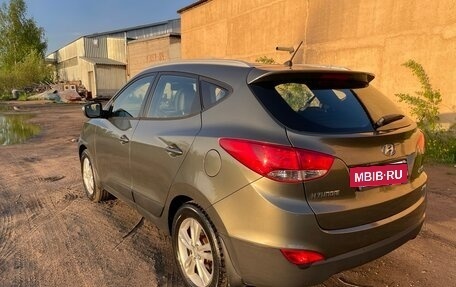 Hyundai ix35 I рестайлинг, 2011 год, 1 330 000 рублей, 3 фотография