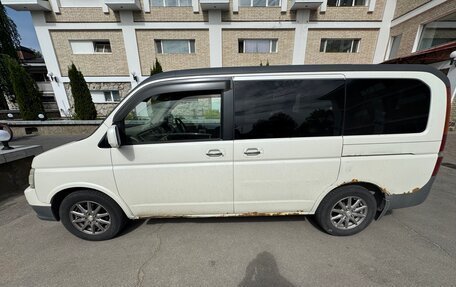 Honda Stepwgn II рестайлинг, 2002 год, 650 000 рублей, 4 фотография