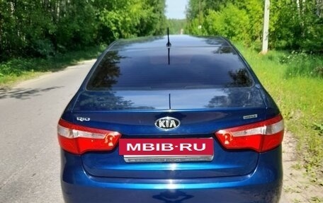 KIA Rio III рестайлинг, 2014 год, 960 000 рублей, 2 фотография