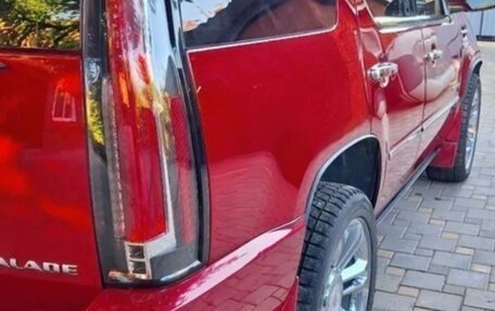 Cadillac Escalade III, 2013 год, 2 550 000 рублей, 3 фотография