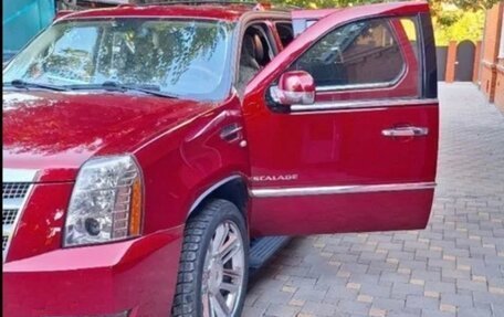 Cadillac Escalade III, 2013 год, 2 550 000 рублей, 4 фотография