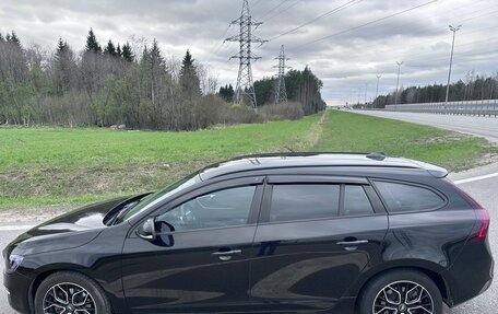 Volvo V60 I, 2017 год, 1 980 000 рублей, 2 фотография