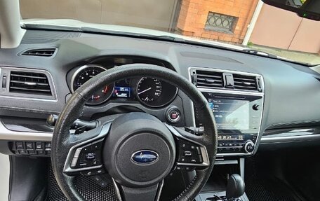 Subaru Outback IV рестайлинг, 2018 год, 3 300 000 рублей, 4 фотография