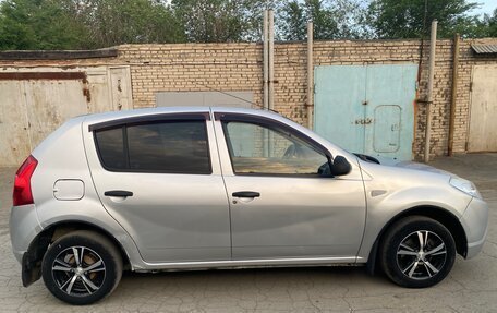 Renault Sandero I, 2013 год, 650 000 рублей, 5 фотография