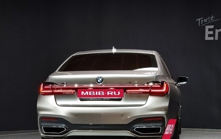 BMW 7 серия, 2022 год, 6 345 000 рублей, 2 фотография