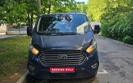 Ford Tourneo Custom I рестайлинг, 2018 год, 3 800 000 рублей, 1 фотография