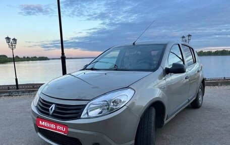 Renault Sandero I, 2010 год, 350 000 рублей, 1 фотография