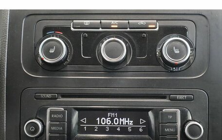 Volkswagen Touran III, 2012 год, 999 000 рублей, 10 фотография