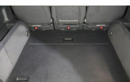 Volkswagen Touran III, 2012 год, 999 000 рублей, 13 фотография