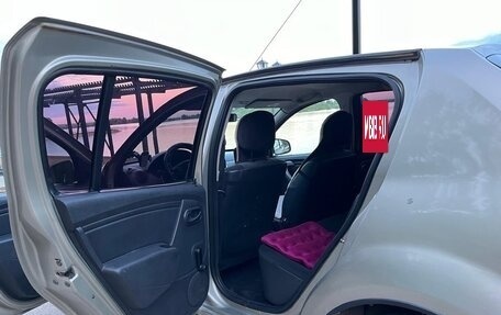 Renault Sandero I, 2010 год, 350 000 рублей, 6 фотография