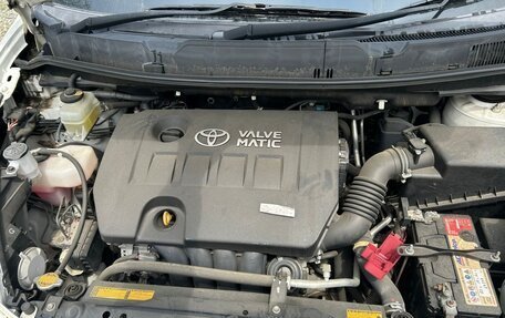 Toyota ISis I, 2010 год, 1 250 000 рублей, 8 фотография