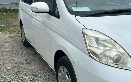 Toyota ISis I, 2010 год, 1 250 000 рублей, 12 фотография