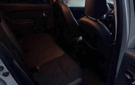 Renault Sandero II рестайлинг, 2021 год, 1 390 000 рублей, 18 фотография