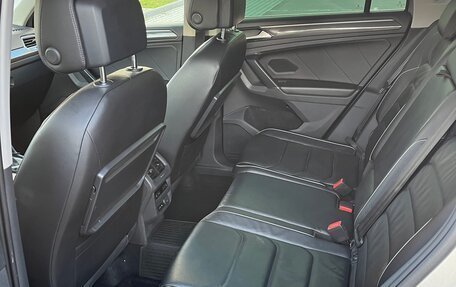 Volkswagen Tiguan II, 2018 год, 2 950 000 рублей, 5 фотография