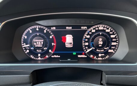 Volkswagen Tiguan II, 2018 год, 2 950 000 рублей, 10 фотография