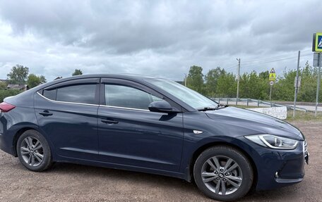 Hyundai Elantra VI рестайлинг, 2016 год, 1 300 000 рублей, 4 фотография