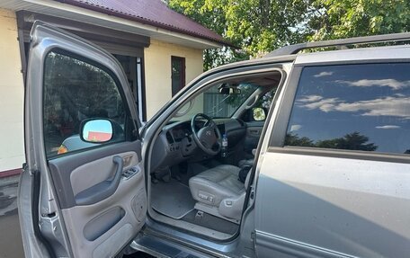 Toyota Sequoia II рестайлинг, 2001 год, 750 000 рублей, 13 фотография