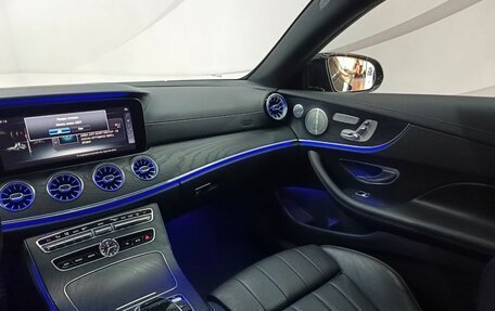 Mercedes-Benz E-Класс, 2019 год, 4 099 000 рублей, 18 фотография