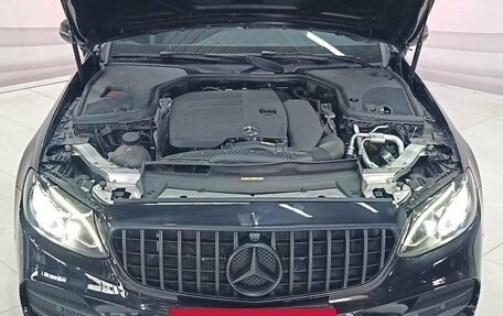 Mercedes-Benz E-Класс, 2019 год, 4 099 000 рублей, 21 фотография