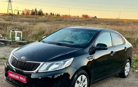 KIA Rio III рестайлинг, 2015 год, 695 000 рублей, 1 фотография