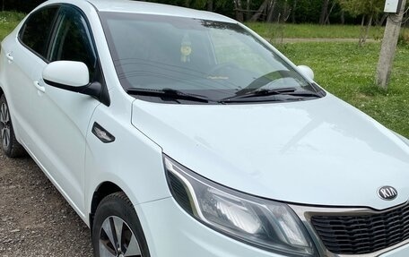KIA Rio III рестайлинг, 2013 год, 900 000 рублей, 10 фотография