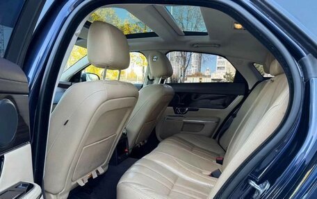 Jaguar XJ IV (X351), 2016 год, 3 490 000 рублей, 5 фотография