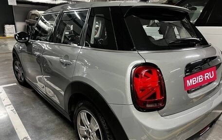 MINI Hatch, 2020 год, 2 300 000 рублей, 5 фотография