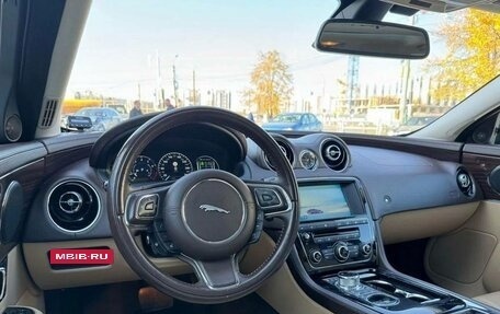 Jaguar XJ IV (X351), 2016 год, 3 490 000 рублей, 7 фотография