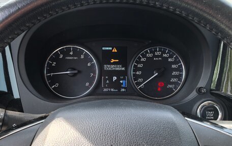 Mitsubishi Outlander III рестайлинг 3, 2017 год, 1 750 000 рублей, 6 фотография
